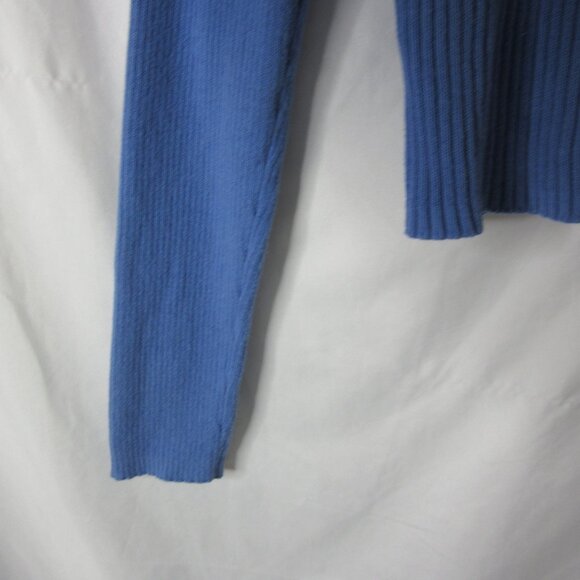 Cabi Slim Rib Cardigan Long Sleeve Blue Cropped #6173 Snap V Neck Size Large - Picture 3 of 9